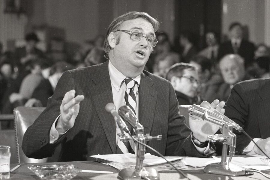 Watergate Maverick Senator Lowell P. Weicker Jr. Dies At 92
