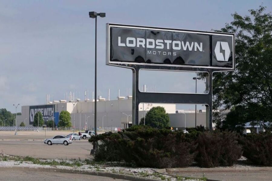 Lordstown Ev Startup Files Bankruptcy Sues Foxconn